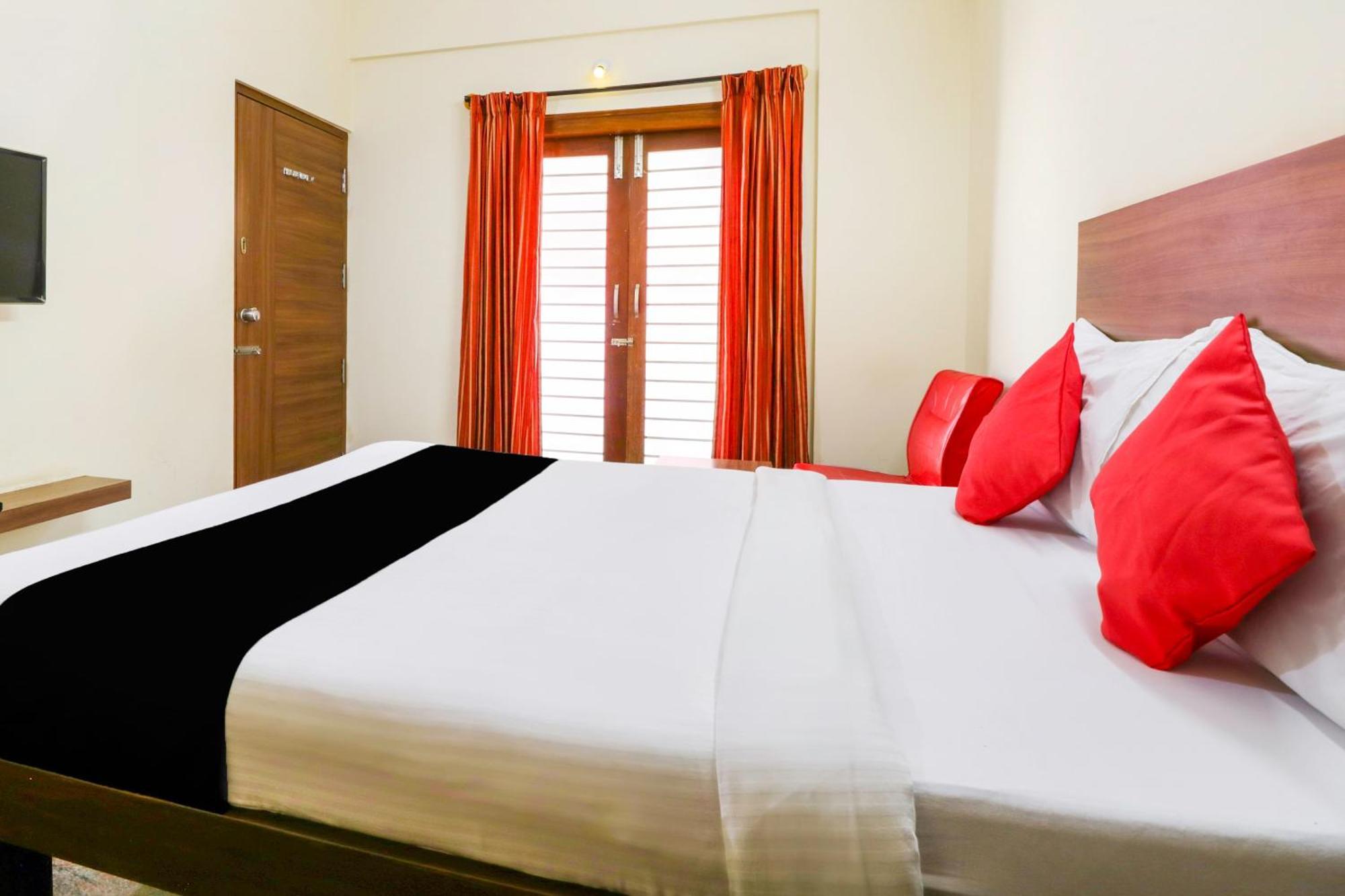 Hotel O Champion Comfort Near Hosahalli Metro Station Bangalore Exterior photo